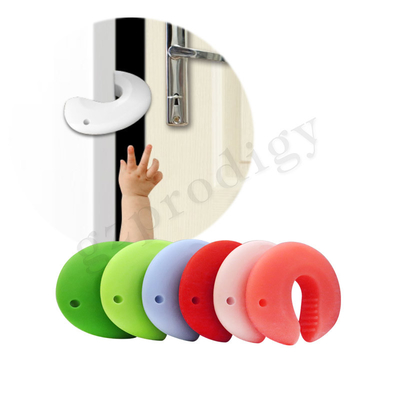 Butoir de porte de dessin animé à l'épreuve des enfants en silicone pour la protection contre le pincement des doigts de bébé