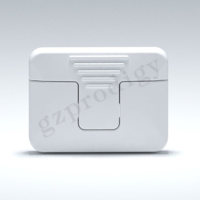 La prise vigoureuse de débouché de prise couvre la couleur blanche pratique de Multiscene
