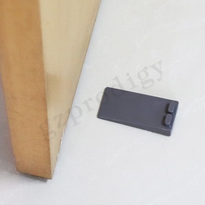 La porte en plastique antidérapante de PVC d'OEM coincent 88x40x19mm Grey Color foncé