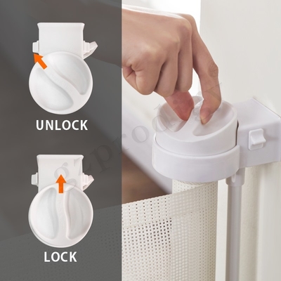 55&quot; - 118&quot; escaliers extensibles de Multiscene Mesh Retractable Baby Gate For