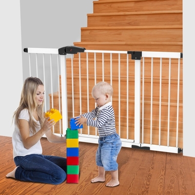 Porte triple d'animal familier de bébé de protection de bébé de sécurité de porte de bébé de porte étroite automatique réglable de sécurité