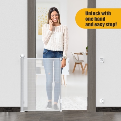 Fermeture de sécurité innovante rétractable de la porte d'escalier pour la clôture de jeu pour animaux de compagnie