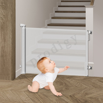 EN71 Porte rétractable pour bébé jusqu'à 500 cm Super Large Mesh Escaliers pour chiens Barrière Porte de clôture sécurisée pour bébé